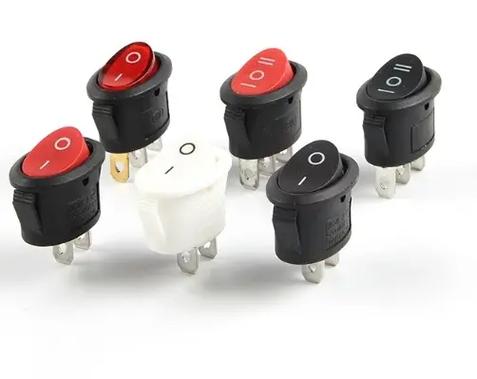 船形開關(guān)也稱船型開關(guān),波形開關(guān),蹺板開關(guān),翹板開關(guān),i0開關(guān)